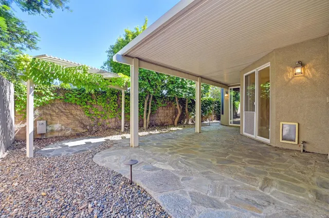 $575,000 | 12040 Gold Arbor Lane, Gold River, CA 95670