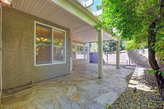 $575,000 | 12040 Gold Arbor Lane, Gold River, CA 95670