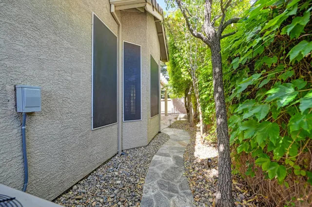 $575,000 | 12040 Gold Arbor Lane, Gold River, CA 95670