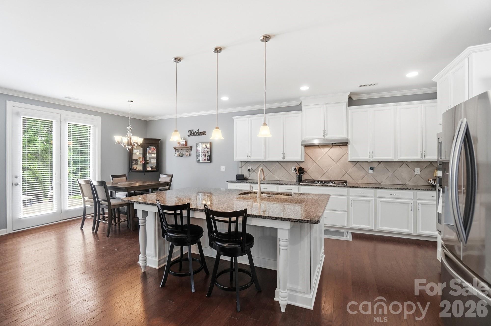 1385 Cilantro Court Tega Cay, SC 29708 - Photo 10 of 38