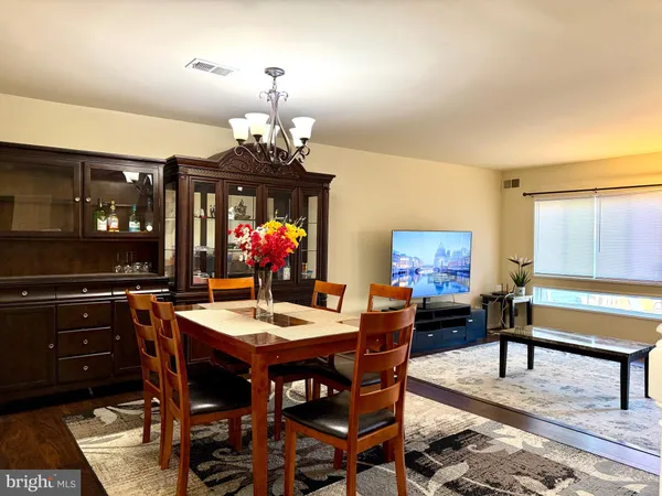 $365,999 | 7537 Clemson Court, Manassas, VA 20109