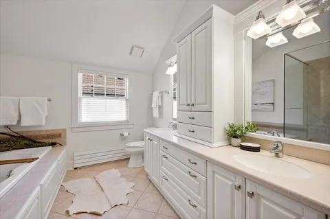 $1,599,000 | 458 Sunset Road, Winnetka, IL 60093