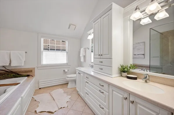 $1,599,000 | 458 Sunset Road, Winnetka, IL 60093
