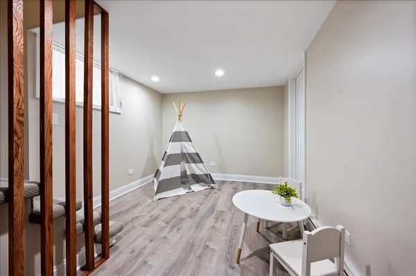 $1,599,000 | 458 Sunset Road, Winnetka, IL 60093
