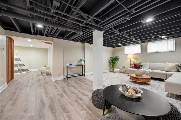 $1,599,000 | 458 Sunset Road, Winnetka, IL 60093