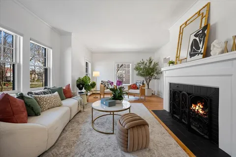 $1,599,000 | 458 Sunset Road, Winnetka, IL 60093