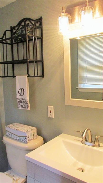 236 Freeman Road Irwin, PA 15642 - Photo 11 of 24 Nicely updated half bath on main level!