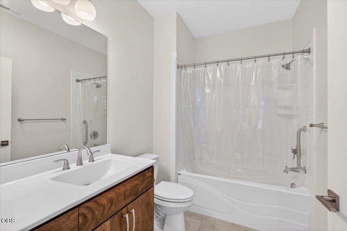 1618 River Run Street Central Point, OR 97502 - Photo 21 of 36