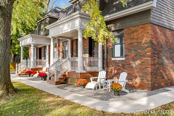 $2,395,000 | 103 North Pier Street, St. Joseph, MI 49085