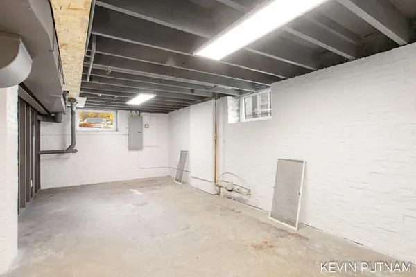 $2,395,000 | 103 North Pier Street, St. Joseph, MI 49085