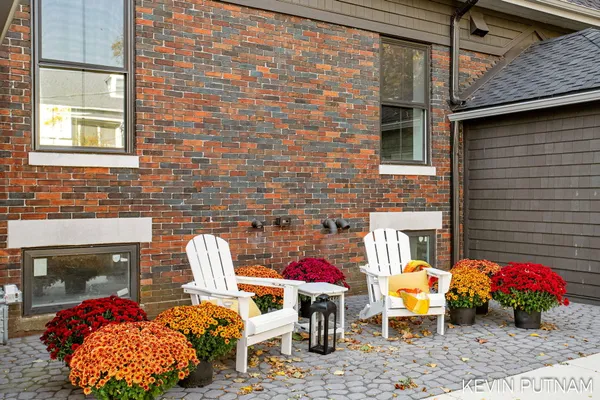 $2,395,000 | 103 North Pier Street, St. Joseph, MI 49085