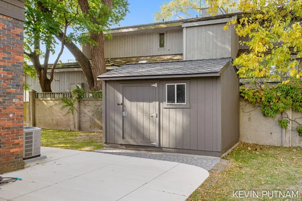 $2,395,000 | 103 North Pier Street, St. Joseph, MI 49085