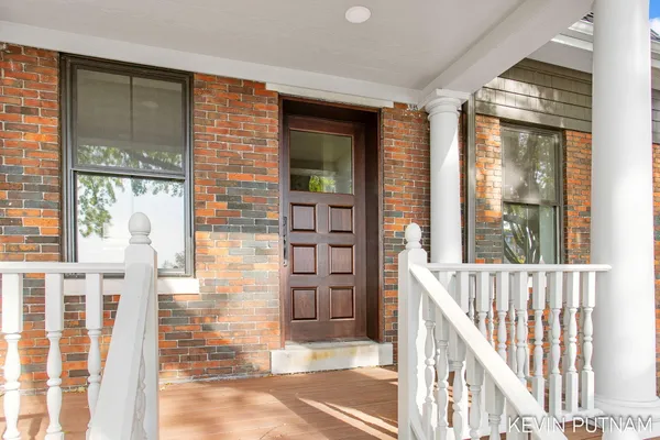 $2,395,000 | 103 North Pier Street, St. Joseph, MI 49085