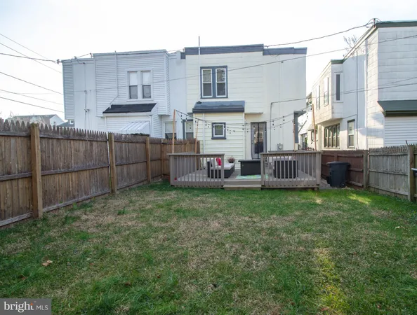 $2,400 | 2215 North Harrison Street, Wilmington, DE 19802