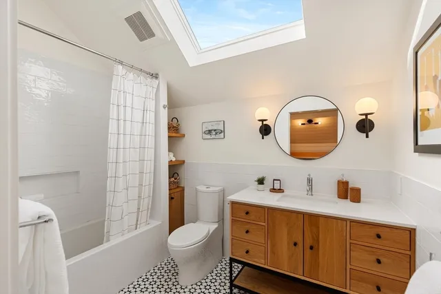 $1,279,000 | 20 Chester Road, Unit 2, Belmont, MA 02478