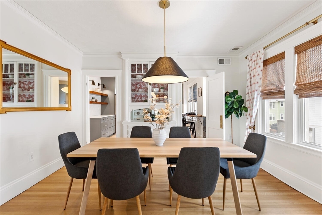 20 Chester Road, Unit 2 Belmont, MA 02478 - Photo 3 of 35