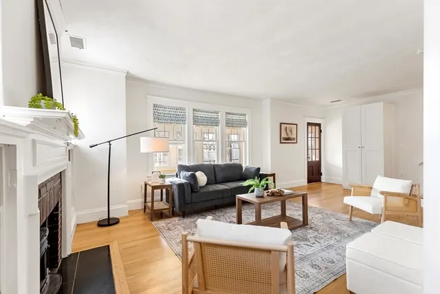 $1,279,000 | 20 Chester Road, Unit 2, Belmont, MA 02478