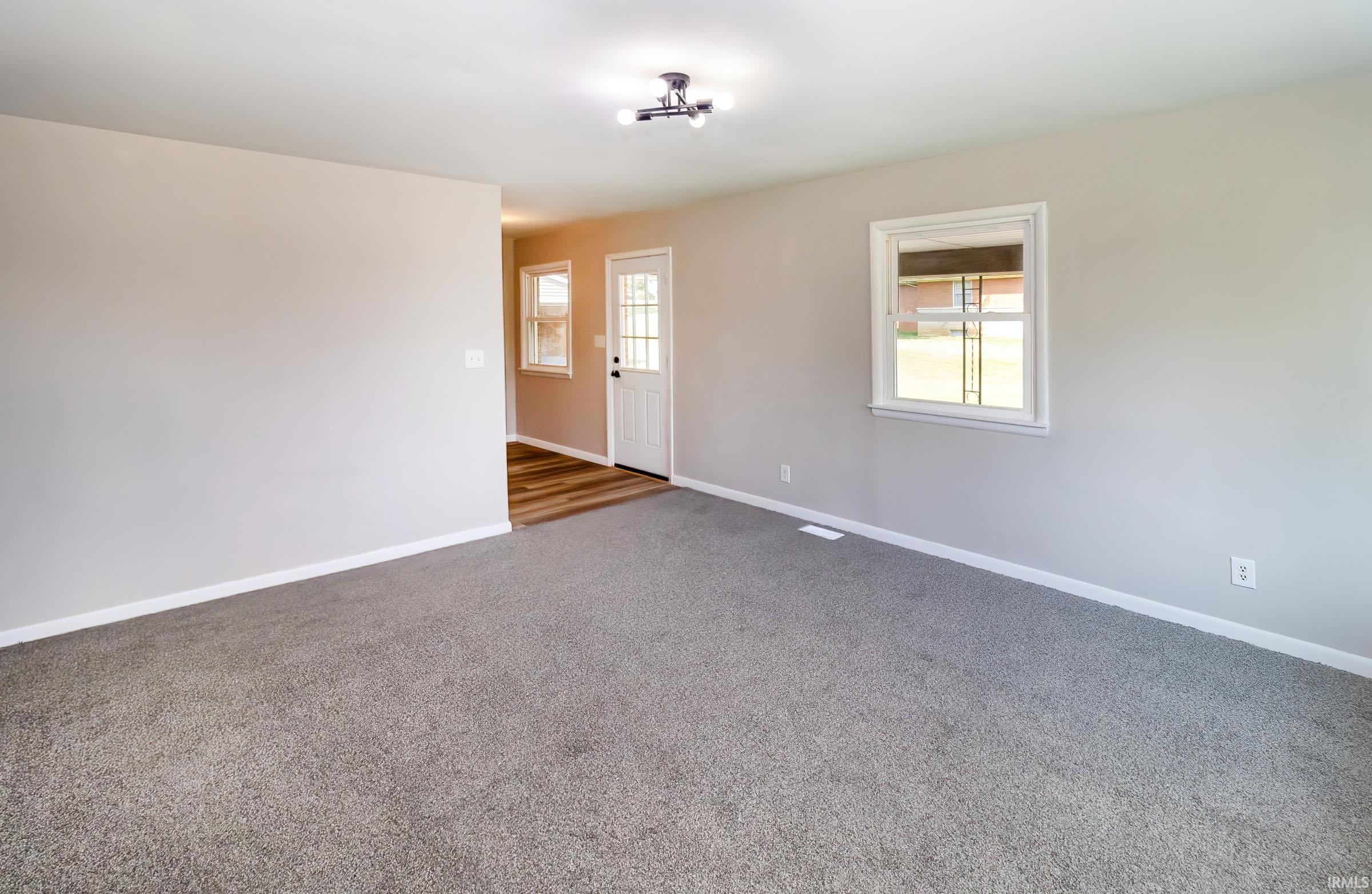 8622 Vann Road Newburgh, IN 47630 - Photo 8 of 26