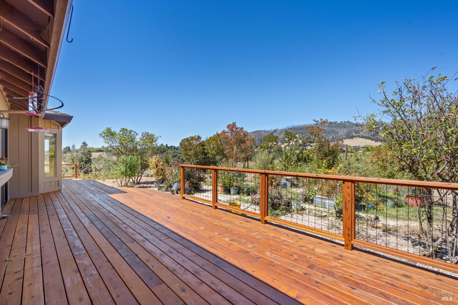 6279 Melita Road Santa Rosa, CA 95409 - Photo 31 of 41 Deck in backyard
