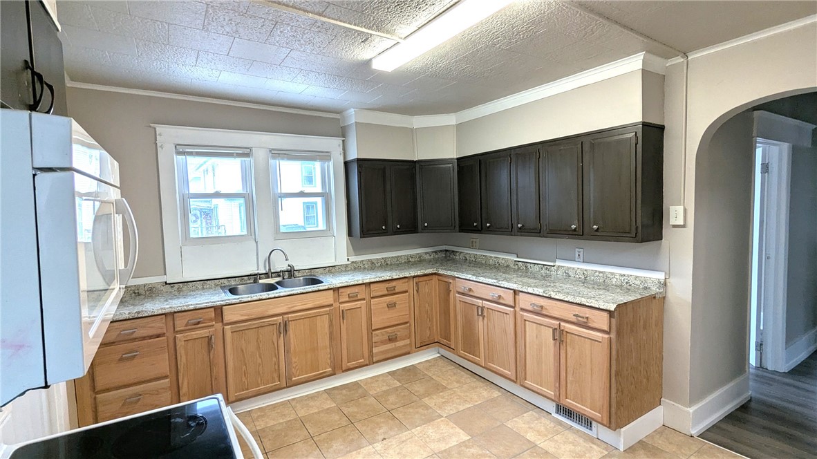 New base cabinets, paint