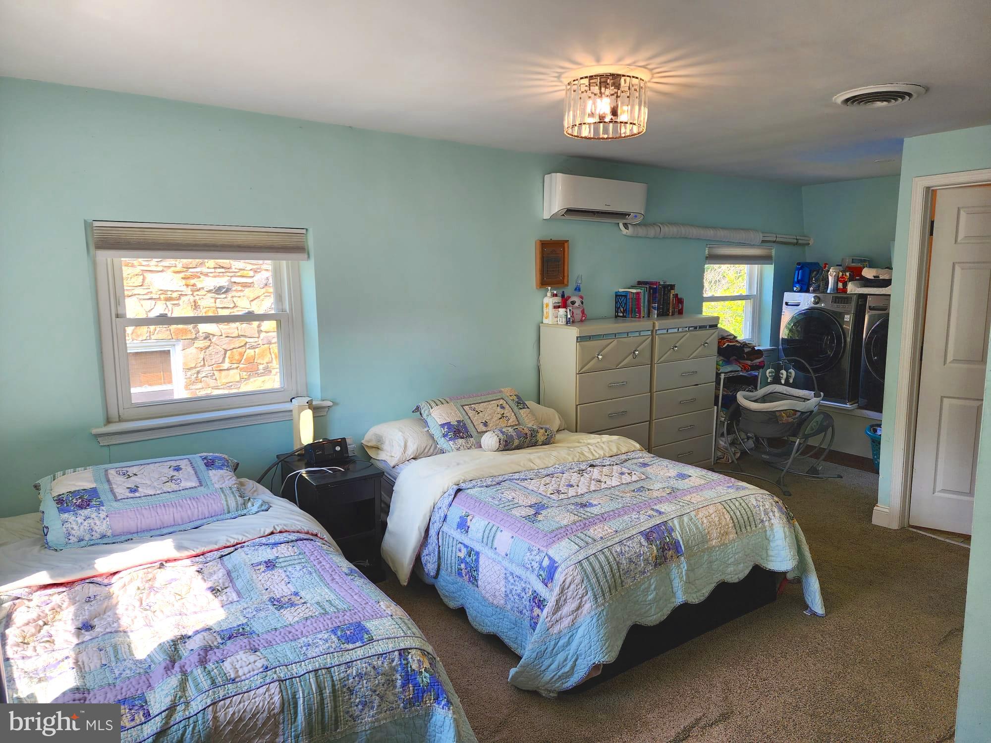 2506 Pinebrush Road Baltimore, MD 21209 - Photo 16 of 31 Upstairs Bedroom #1