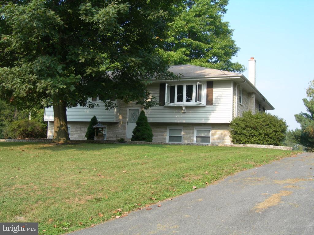 3299 Turnpike Road Elizabethtown, PA 17022 - Photo 2 of 28 Gallery Image 2