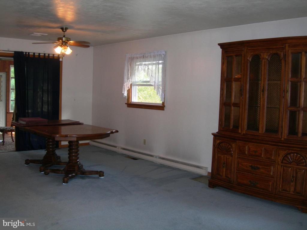 3299 Turnpike Road Elizabethtown, PA 17022 - Photo 5 of 28 Gallery Image 5