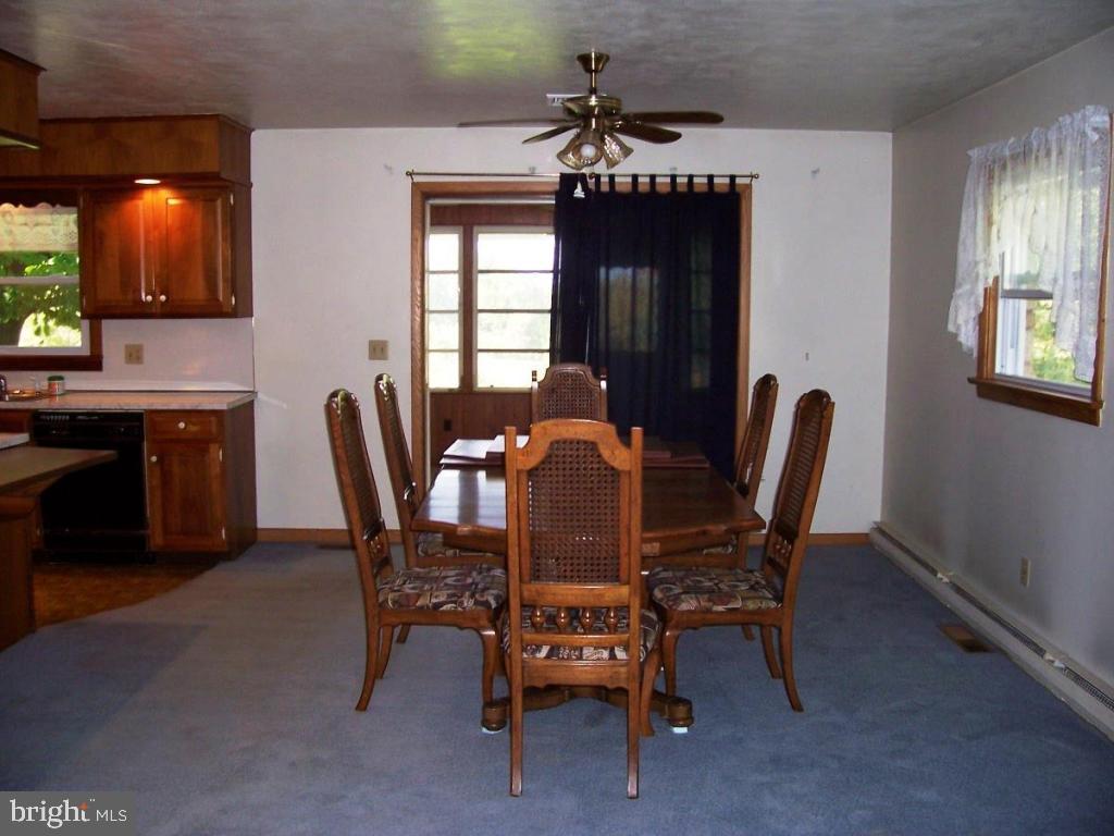 3299 Turnpike Road Elizabethtown, PA 17022 - Photo 6 of 28 Gallery Image 6