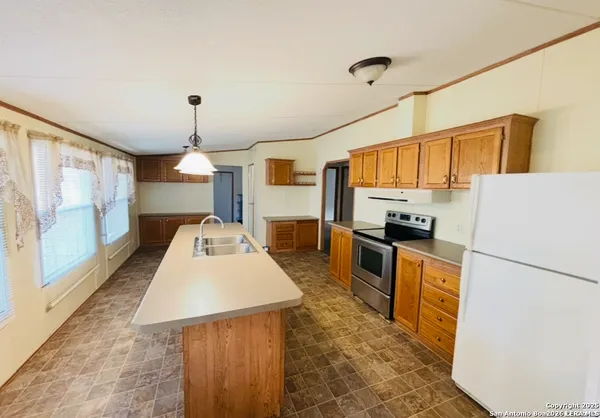 $1,600 | 1118 Wild Persimmon Street, San Antonio, TX 78245