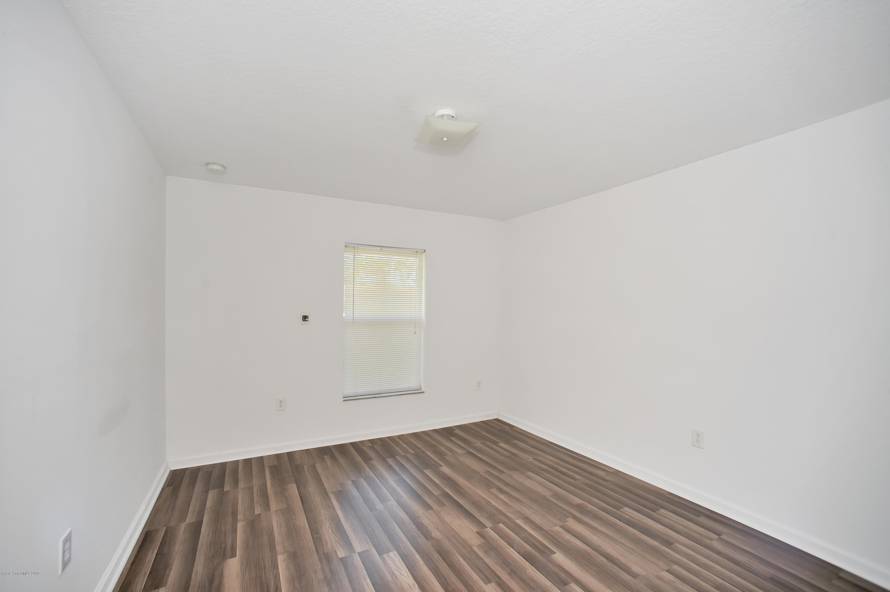 6725 Cairo Road Cocoa, FL 32927 - Photo 13 of 16 REW_3319
