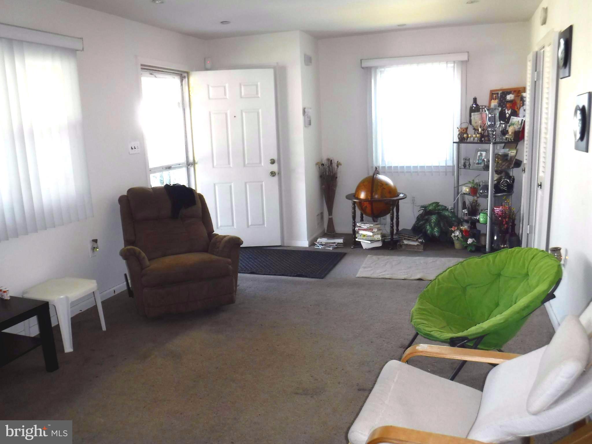 2621 Higbee Road Adelphi, MD 20783 - Photo 7 of 26 Living Room