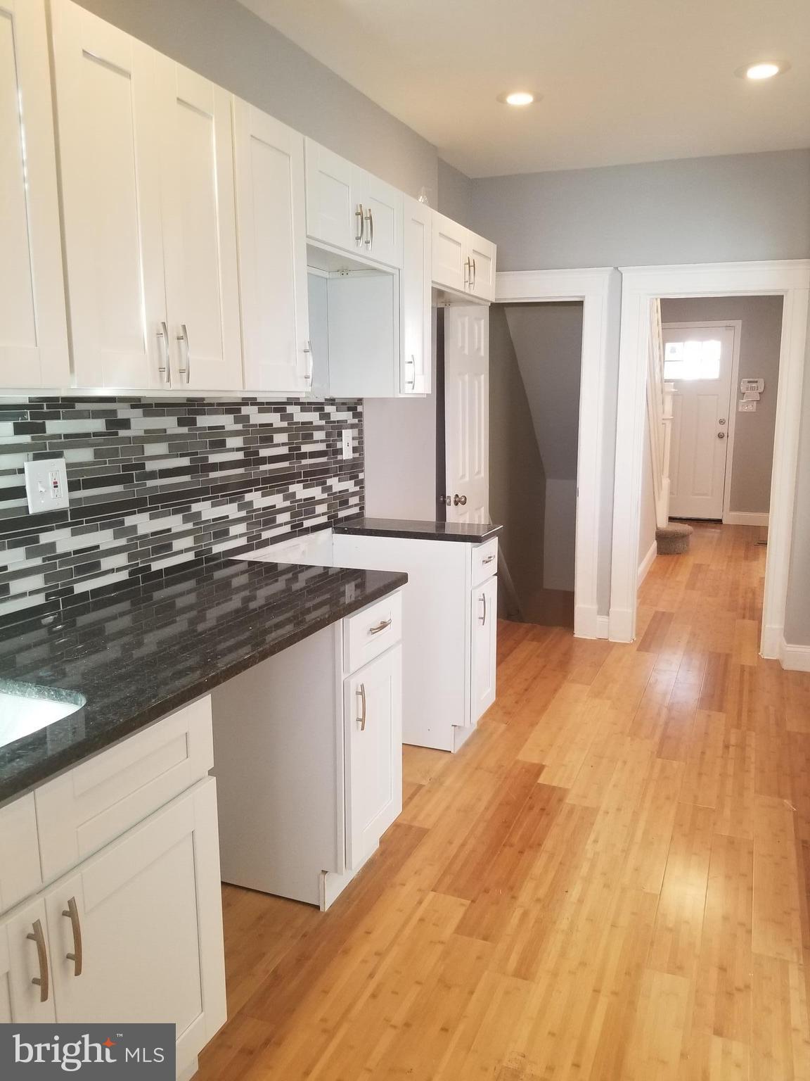 4025 Fairfax Road Baltimore, MD 21216 - Photo 5 of 12 Kitchen