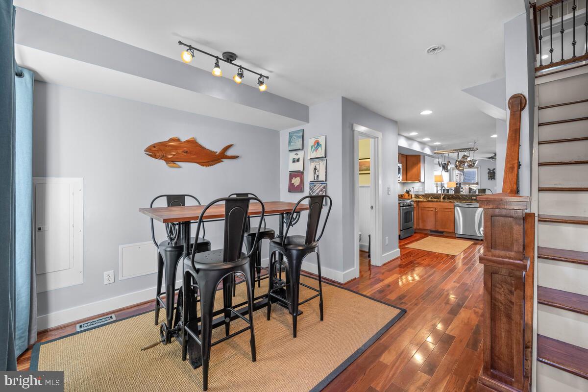 243 17th Street Southeast Washington, DC 20003 - Photo 15 of 37