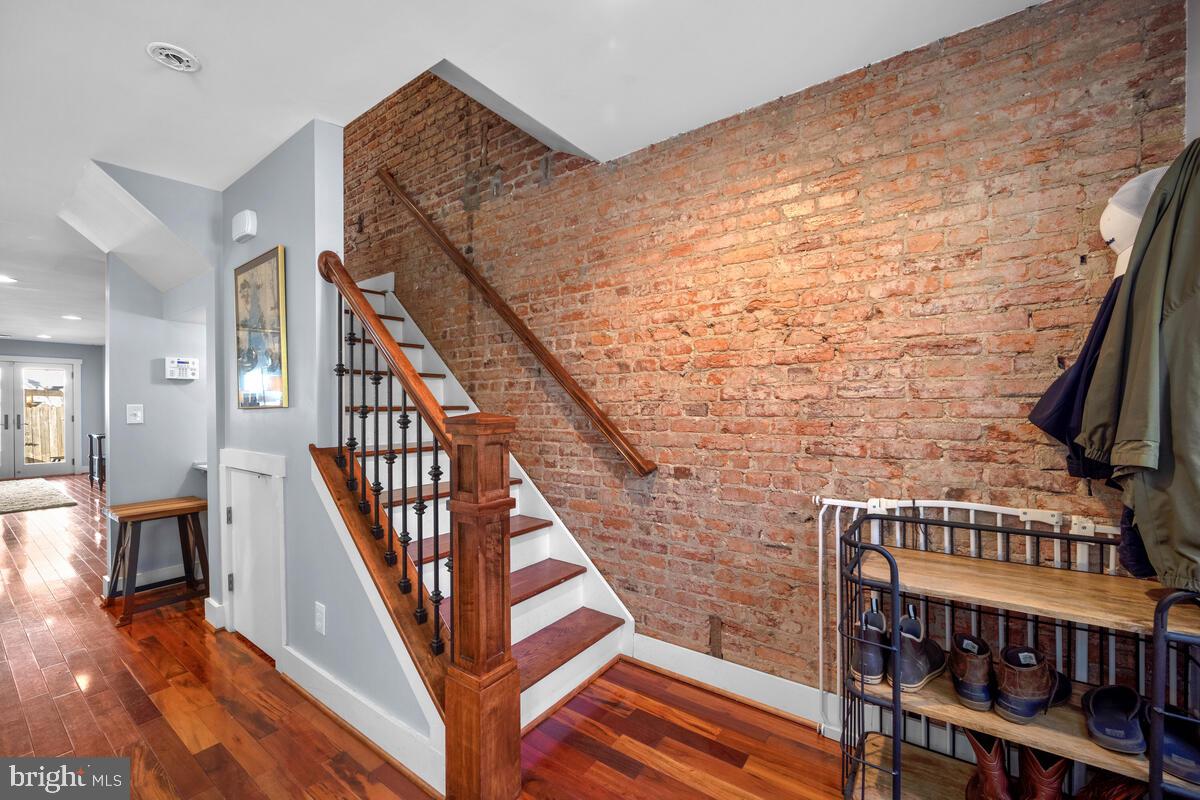 243 17th Street Southeast Washington, DC 20003 - Photo 17 of 37