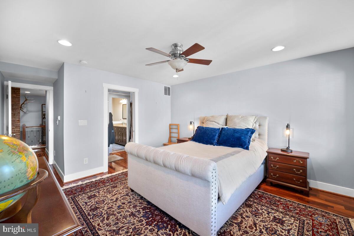 243 17th Street Southeast Washington, DC 20003 - Photo 22 of 37