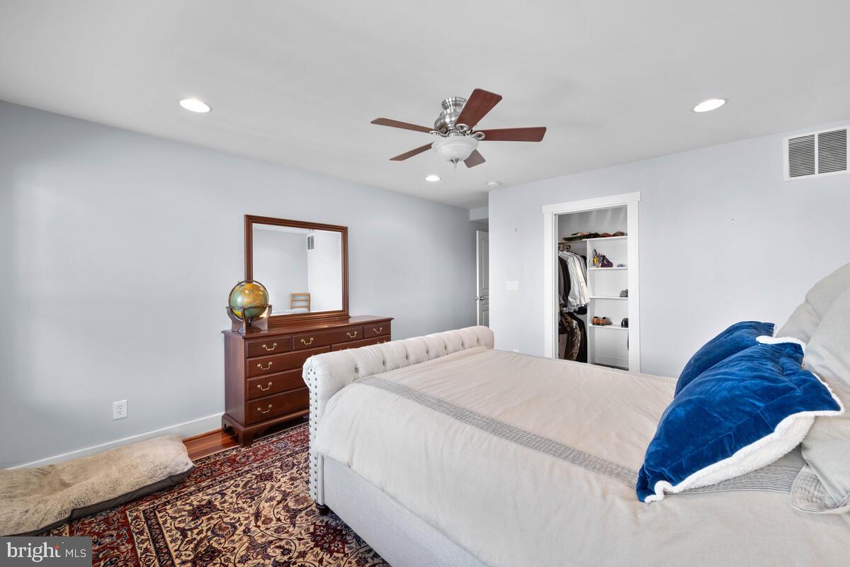 243 17th Street Southeast Washington, DC 20003 - Photo 23 of 37