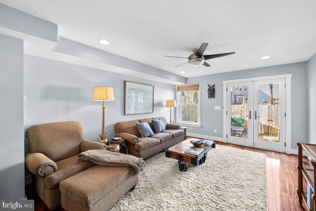 243 17th Street Southeast Washington, DC 20003 - Photo 8 of 37