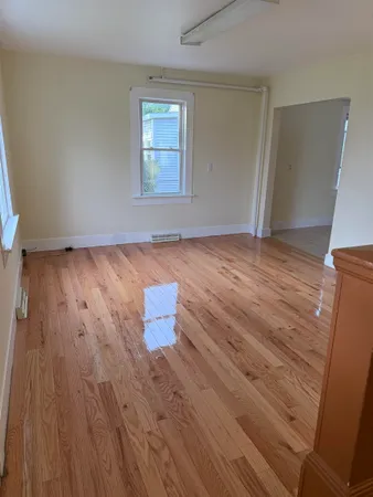 $2,600 | 1540 North Avenue, Burlington, VT 05408