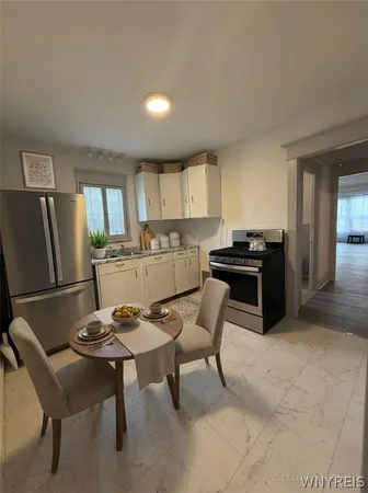 $1,400 | 61 Baxter Street, Buffalo, NY 14207