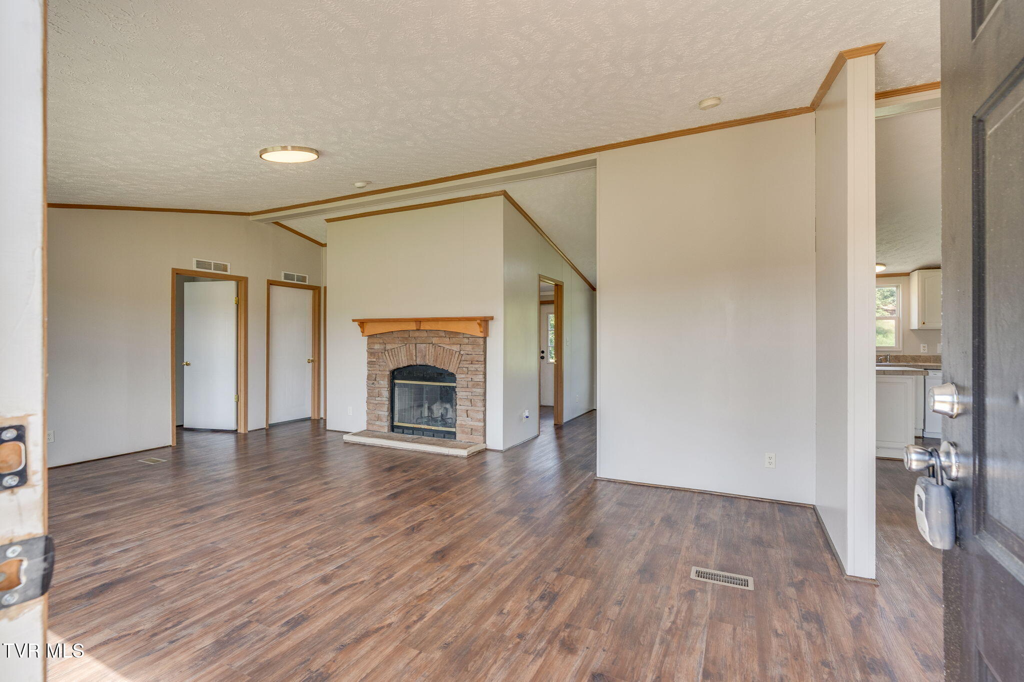 175 Clay Way Greeneville, TN 37745 - Photo 11 of 37 003