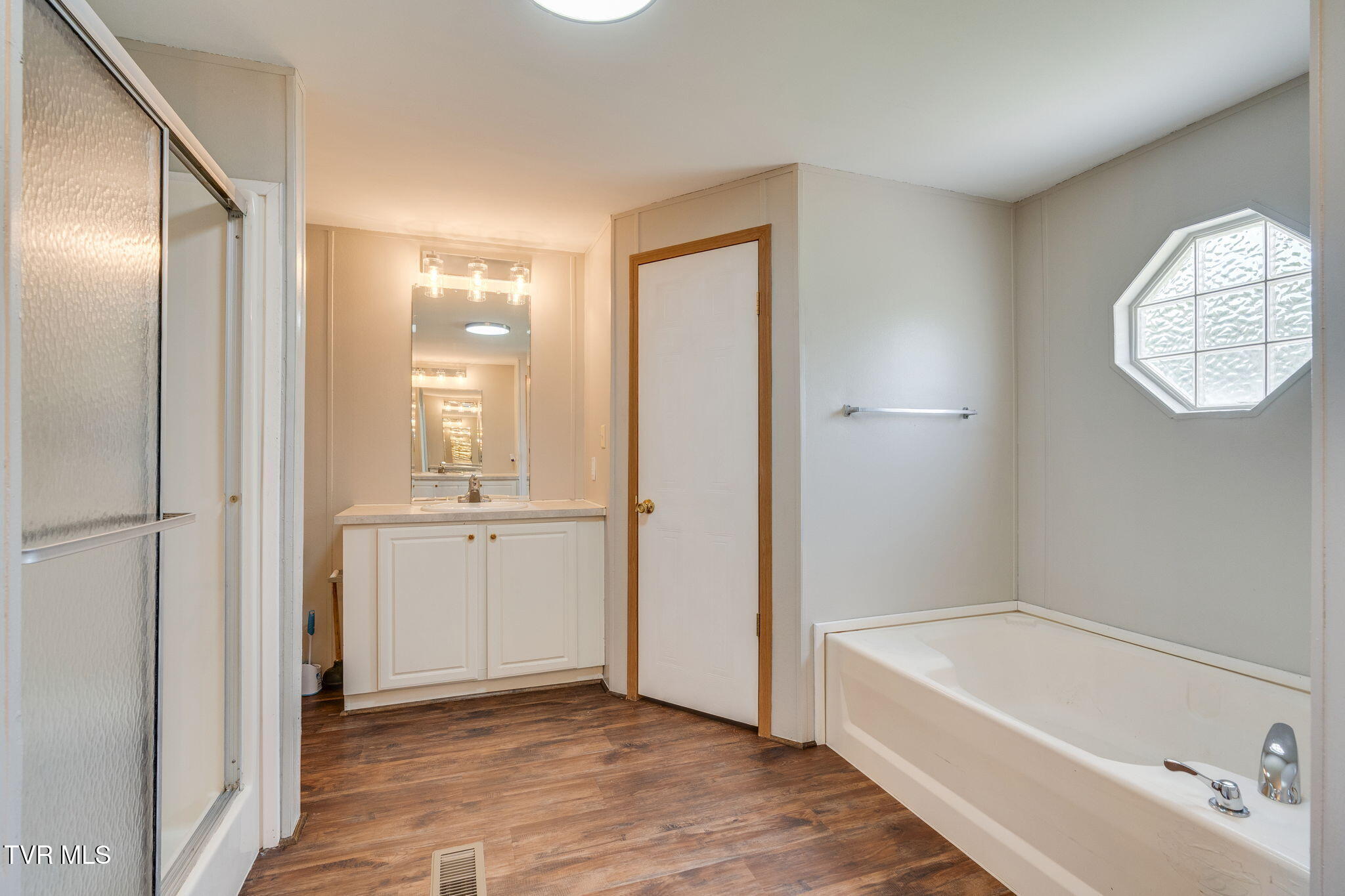 175 Clay Way Greeneville, TN 37745 - Photo 25 of 37 017