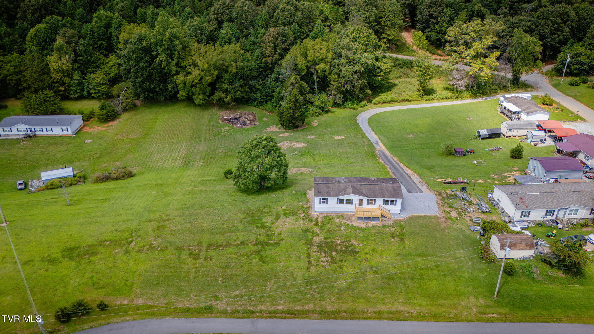 175 Clay Way Greeneville, TN 37745 - Photo 32 of 37 107