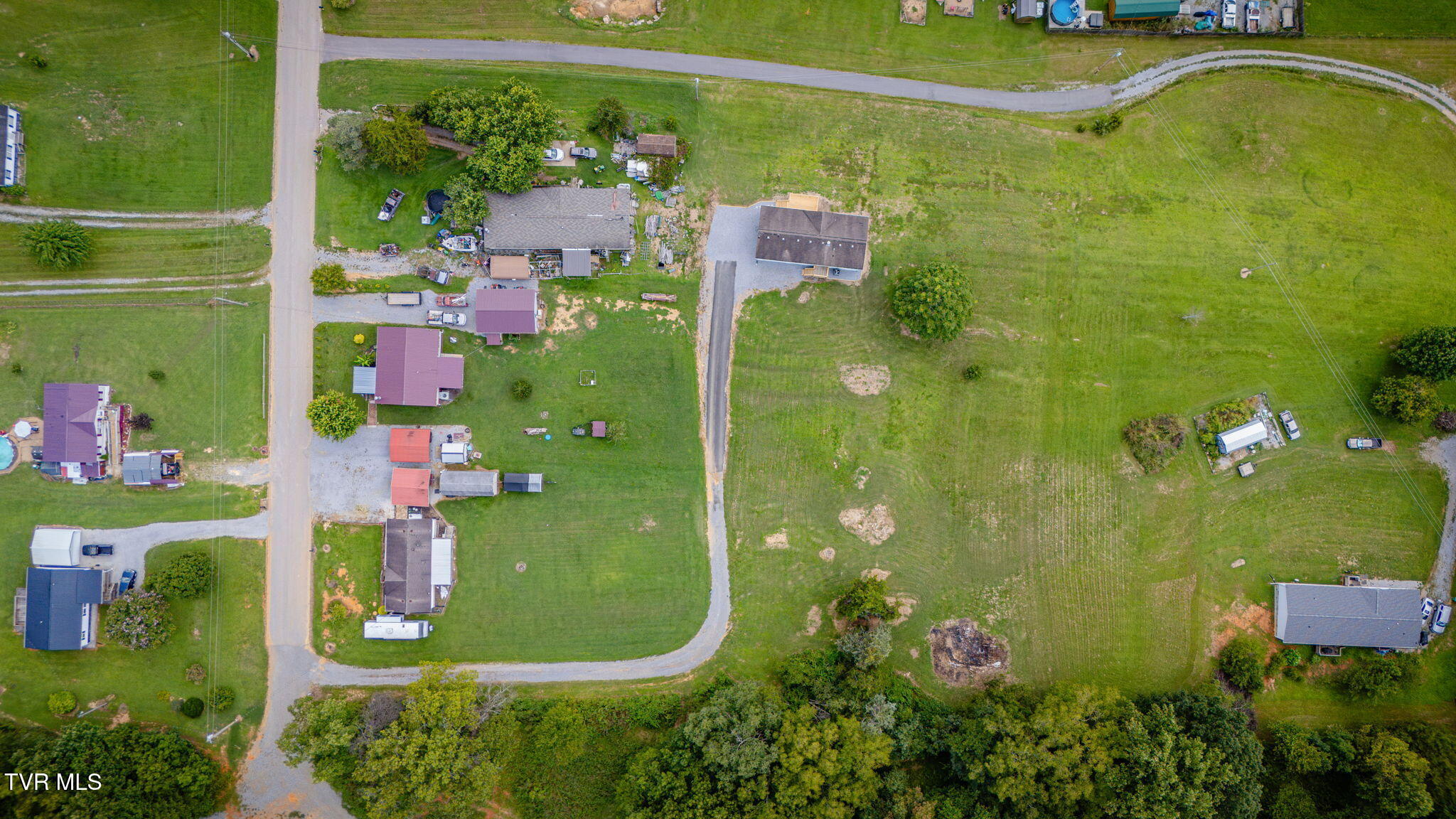 175 Clay Way Greeneville, TN 37745 - Photo 36 of 37 111