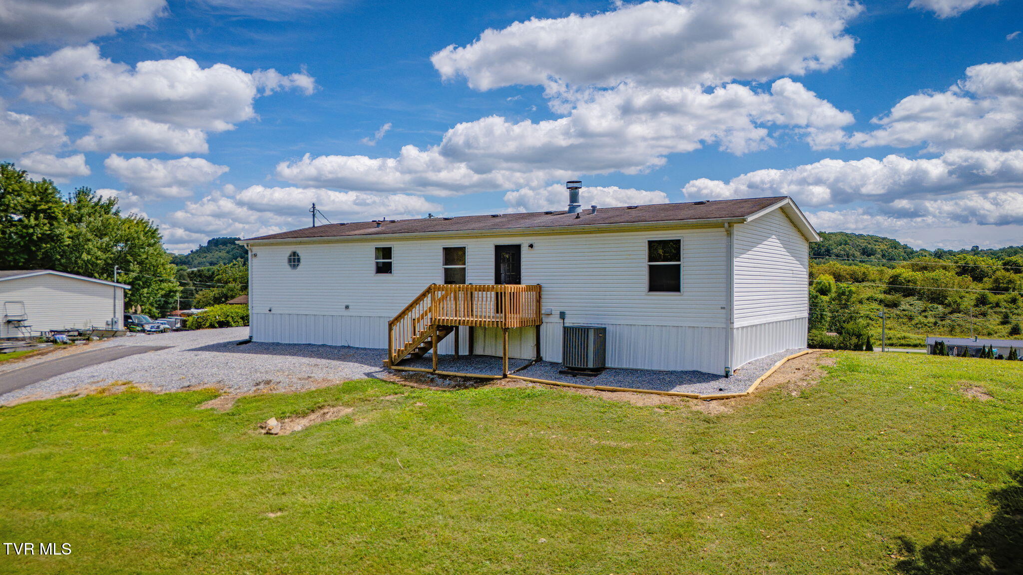175 Clay Way Greeneville, TN 37745 - Photo 6 of 37 106