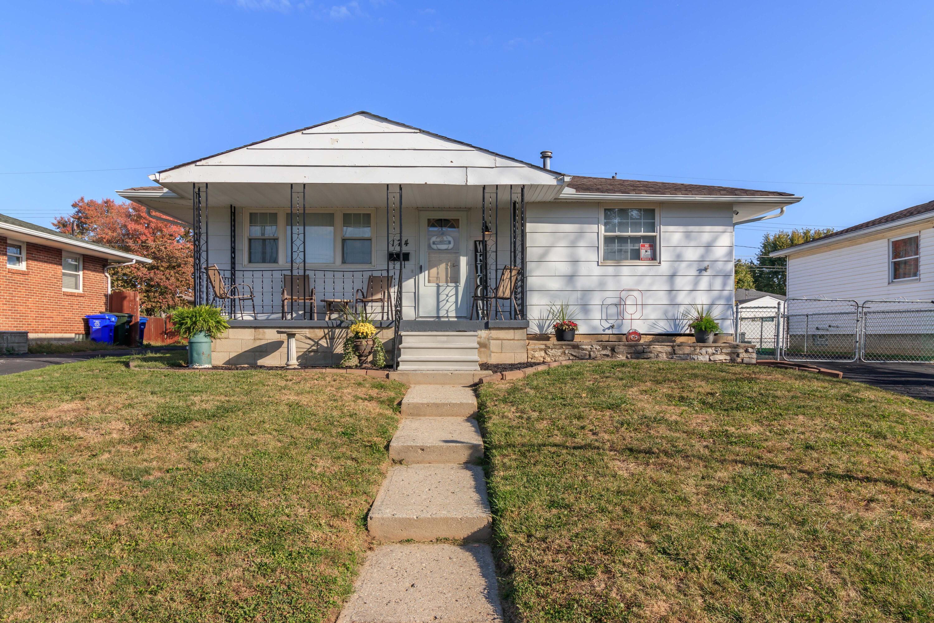 174 Calahan Road Columbus, OH 43207 - Photo 27 of 40 Full Front Porch