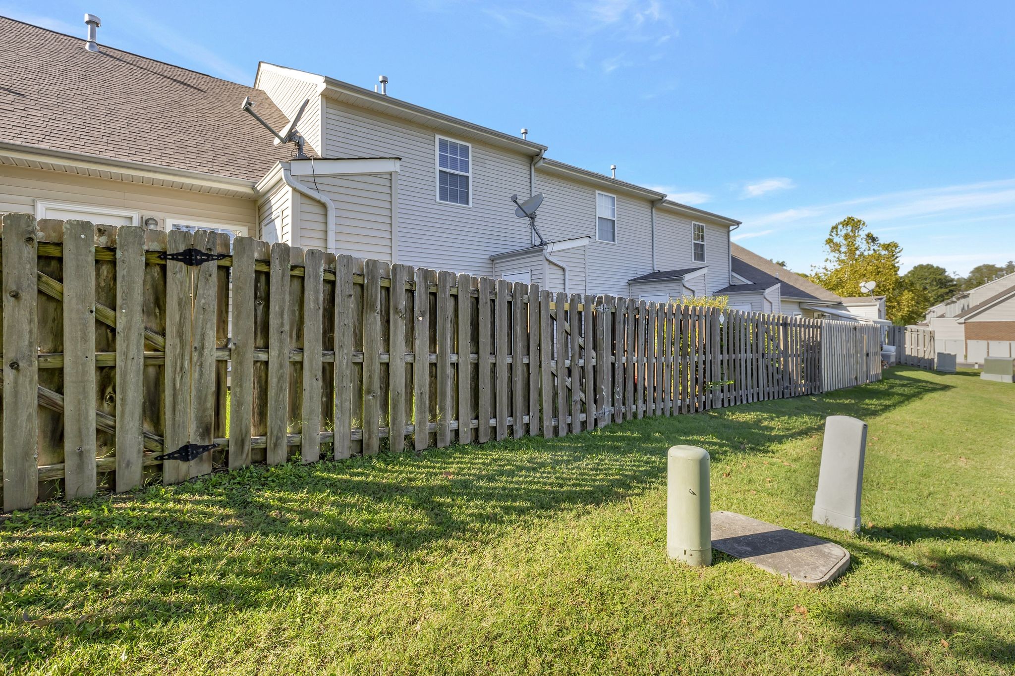 1101 Downs Boulevard, Unit 133 Franklin, TN 37064 - Photo 21 of 23 a front view of a house with garden