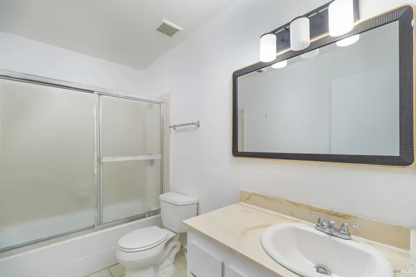 $653,500 | 32 C Oliva Drive, Novato, CA 94947