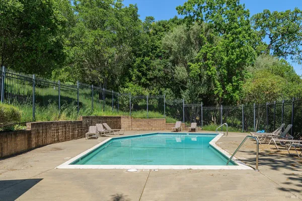 $653,500 | 32 C Oliva Drive, Novato, CA 94947