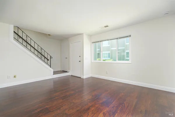 $653,500 | 32 C Oliva Drive, Novato, CA 94947