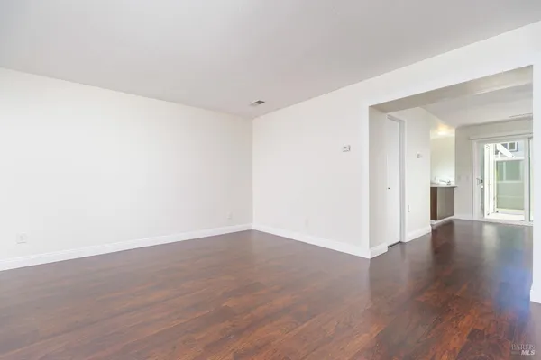 $653,500 | 32 C Oliva Drive, Novato, CA 94947